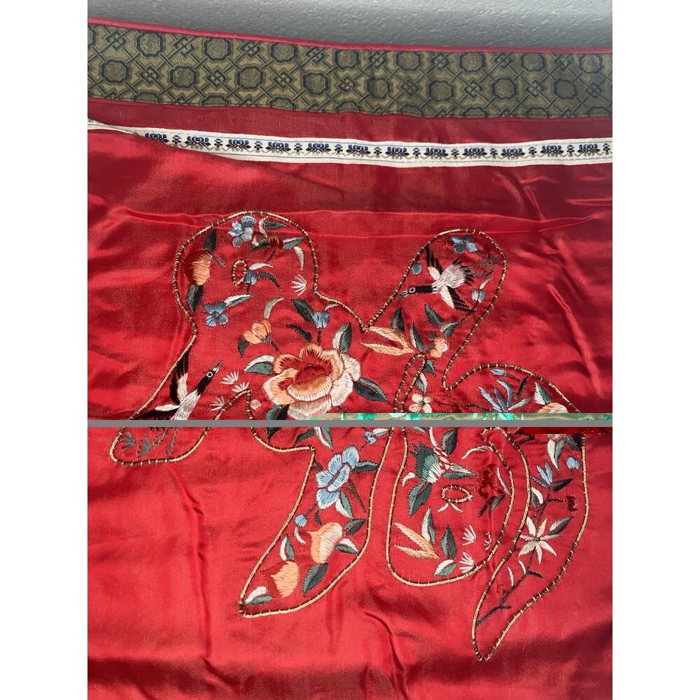 Vintage Chinese Silk Satin Embroidered Pillow Cover Red Brocade Floral 15” - Picture 7 of 7
